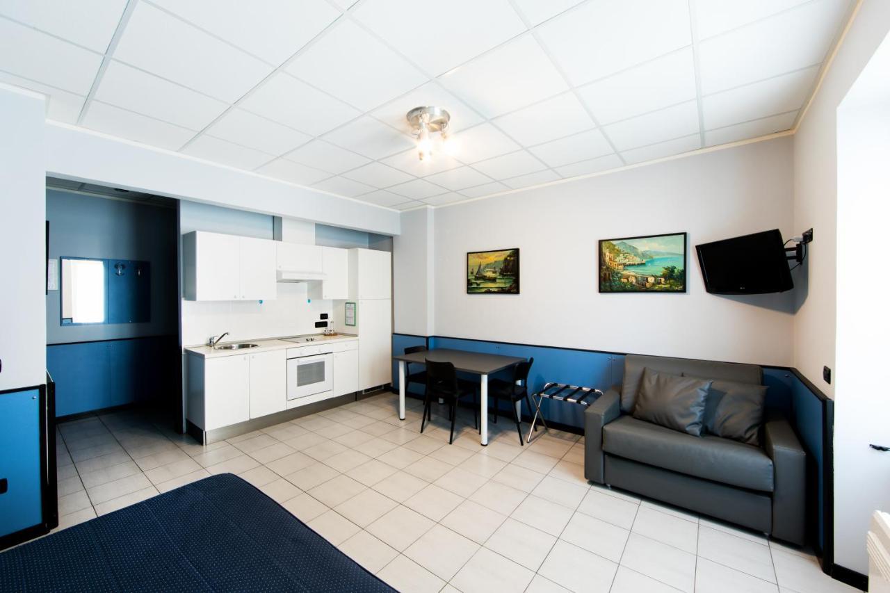 Hotel Tirreno Genua Zewnętrze zdjęcie