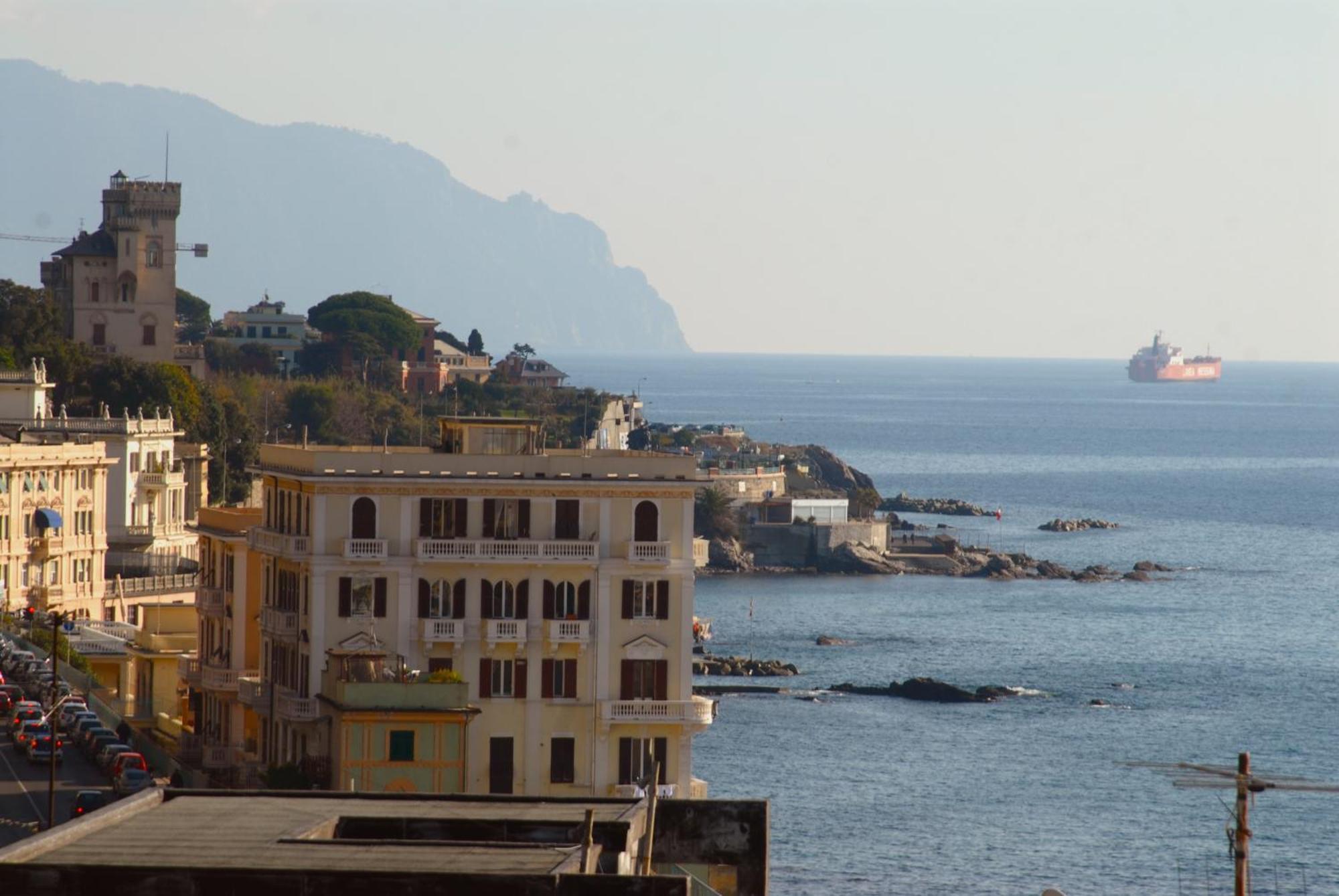 Hotel Tirreno Genua Zewnętrze zdjęcie