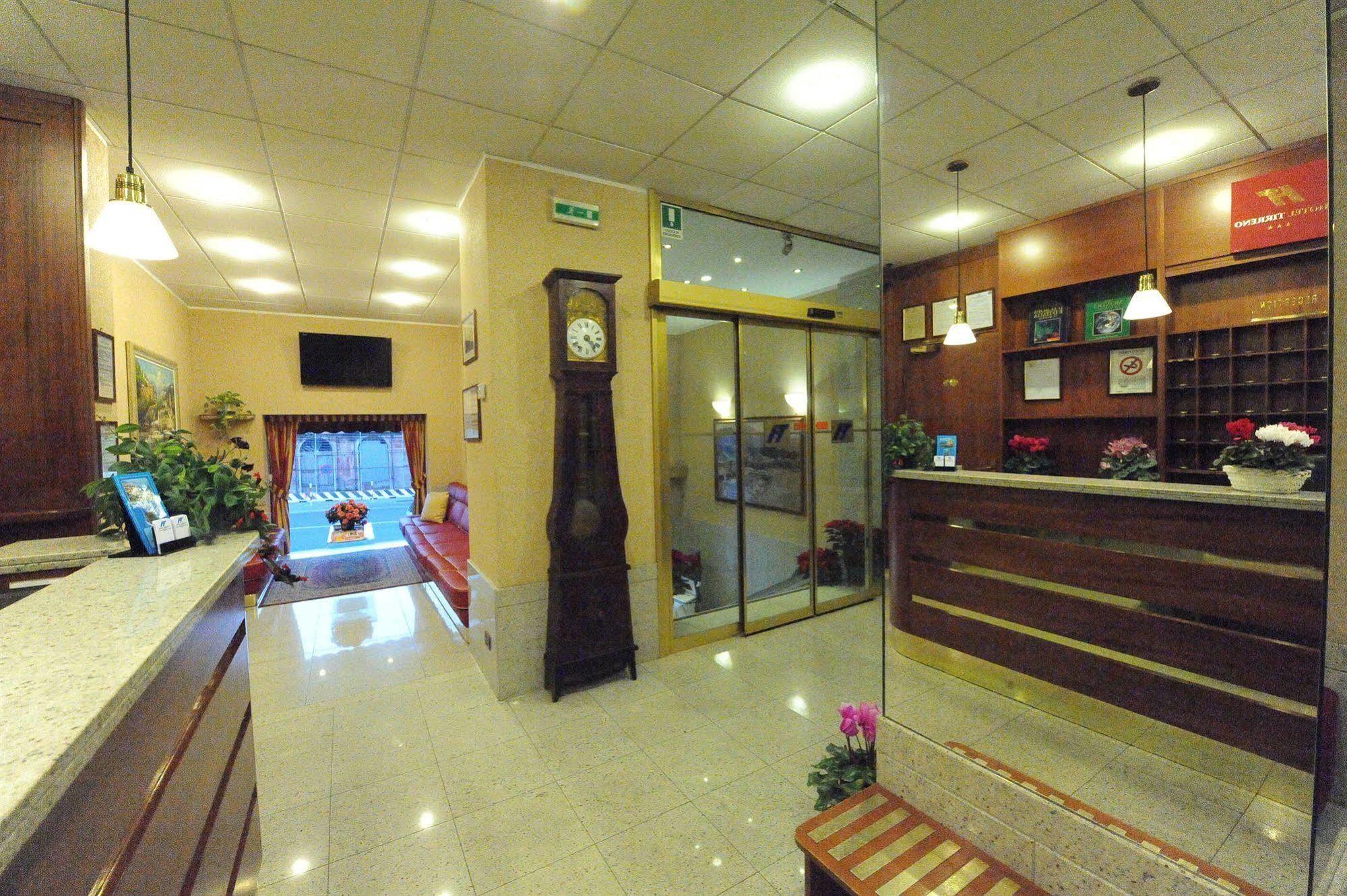 Hotel Tirreno Genua Zewnętrze zdjęcie