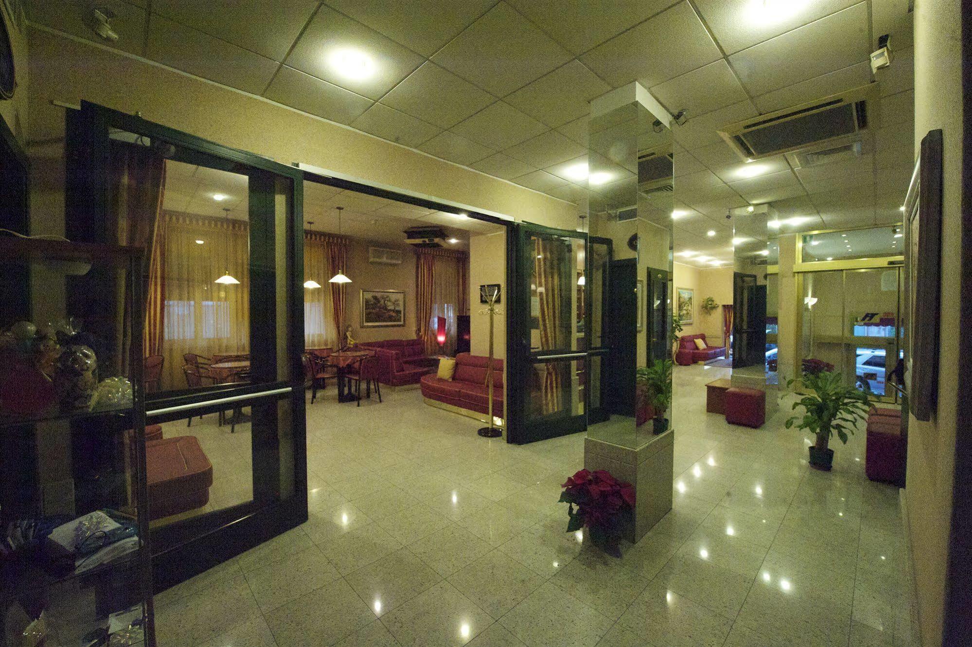 Hotel Tirreno Genua Zewnętrze zdjęcie