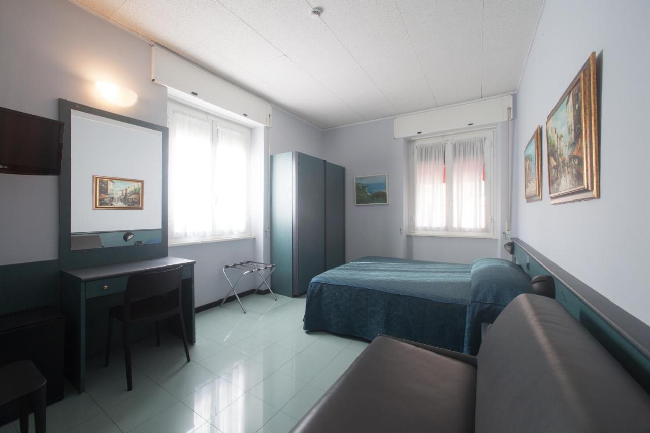 Hotel Tirreno Genua Zewnętrze zdjęcie