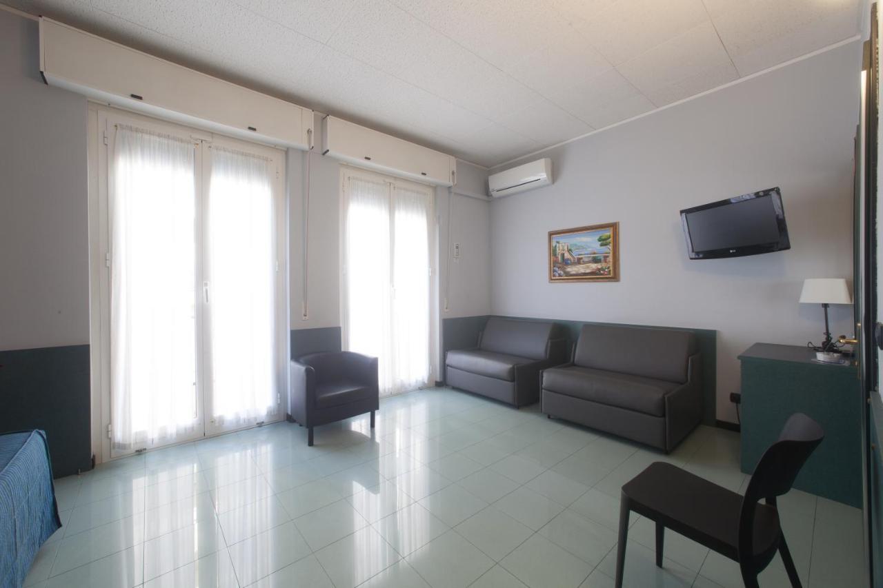 Hotel Tirreno Genua Zewnętrze zdjęcie