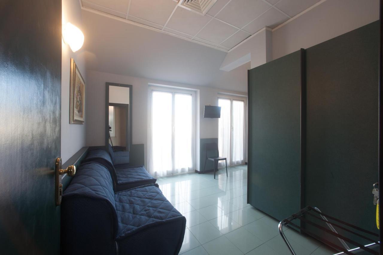 Hotel Tirreno Genua Zewnętrze zdjęcie