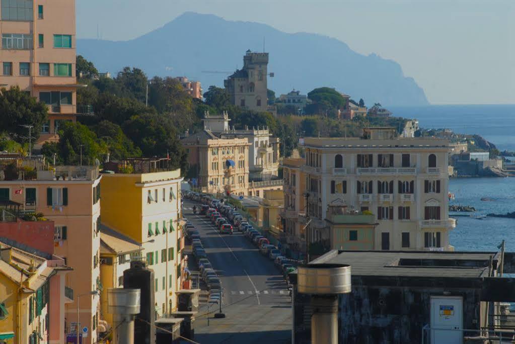 Hotel Tirreno Genua Zewnętrze zdjęcie